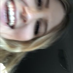 Meet your Posher, Alycia